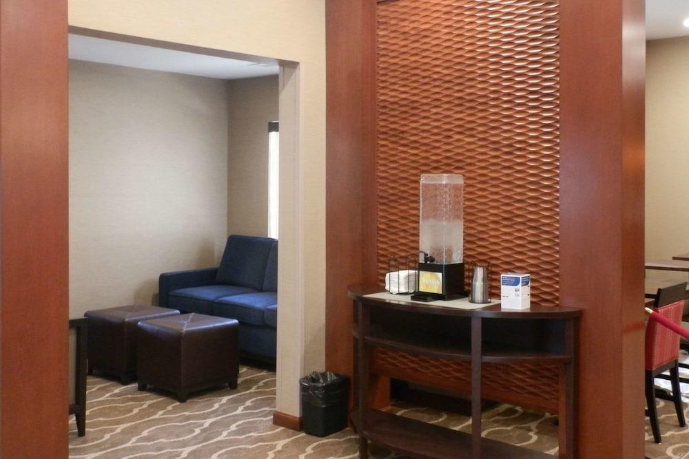 Comfort Suites West Indianapolis - Brownsburg Extérieur photo