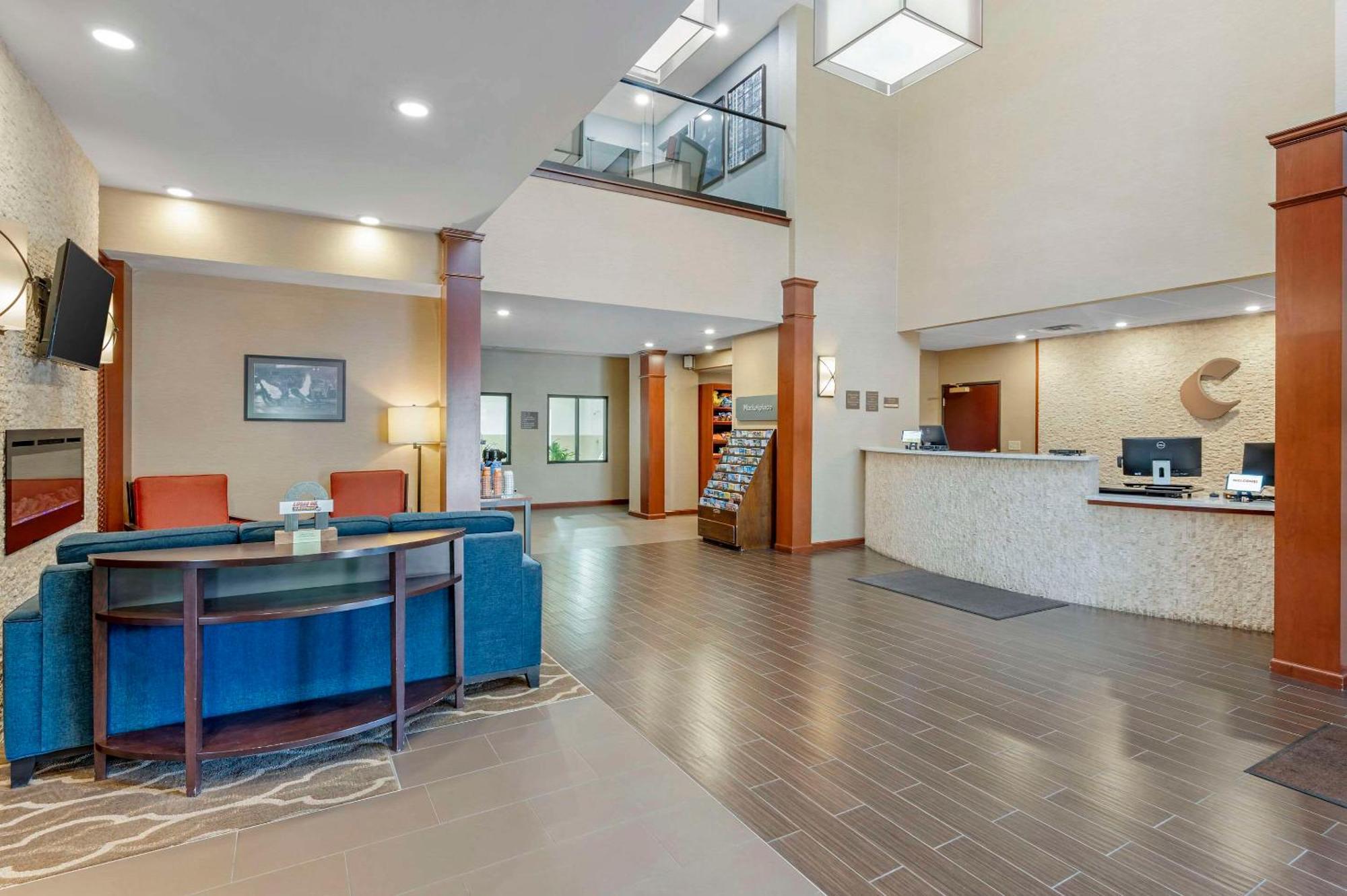 Comfort Suites West Indianapolis - Brownsburg Extérieur photo