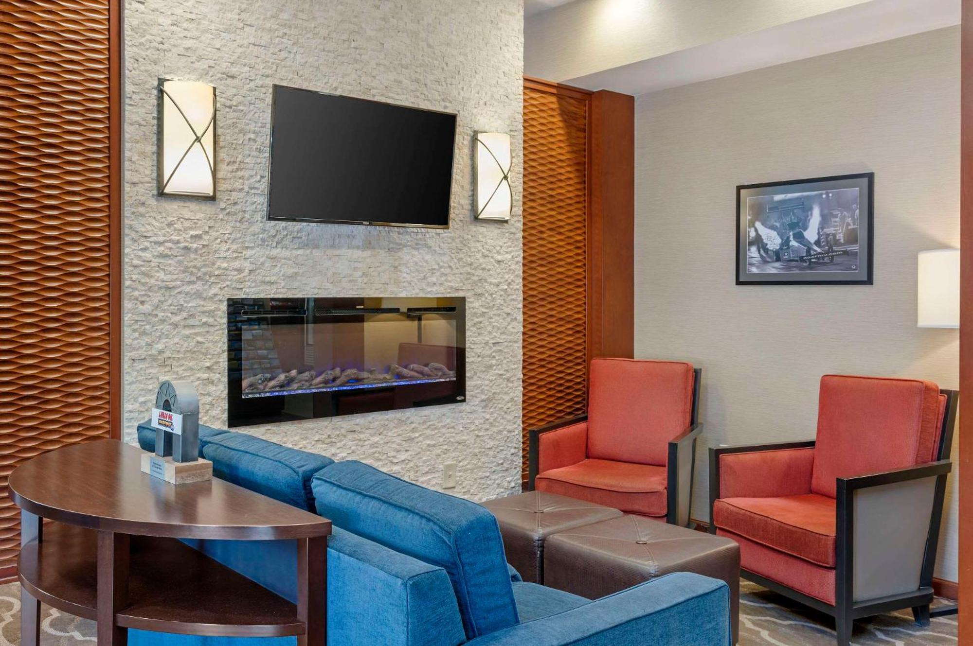 Comfort Suites West Indianapolis - Brownsburg Extérieur photo