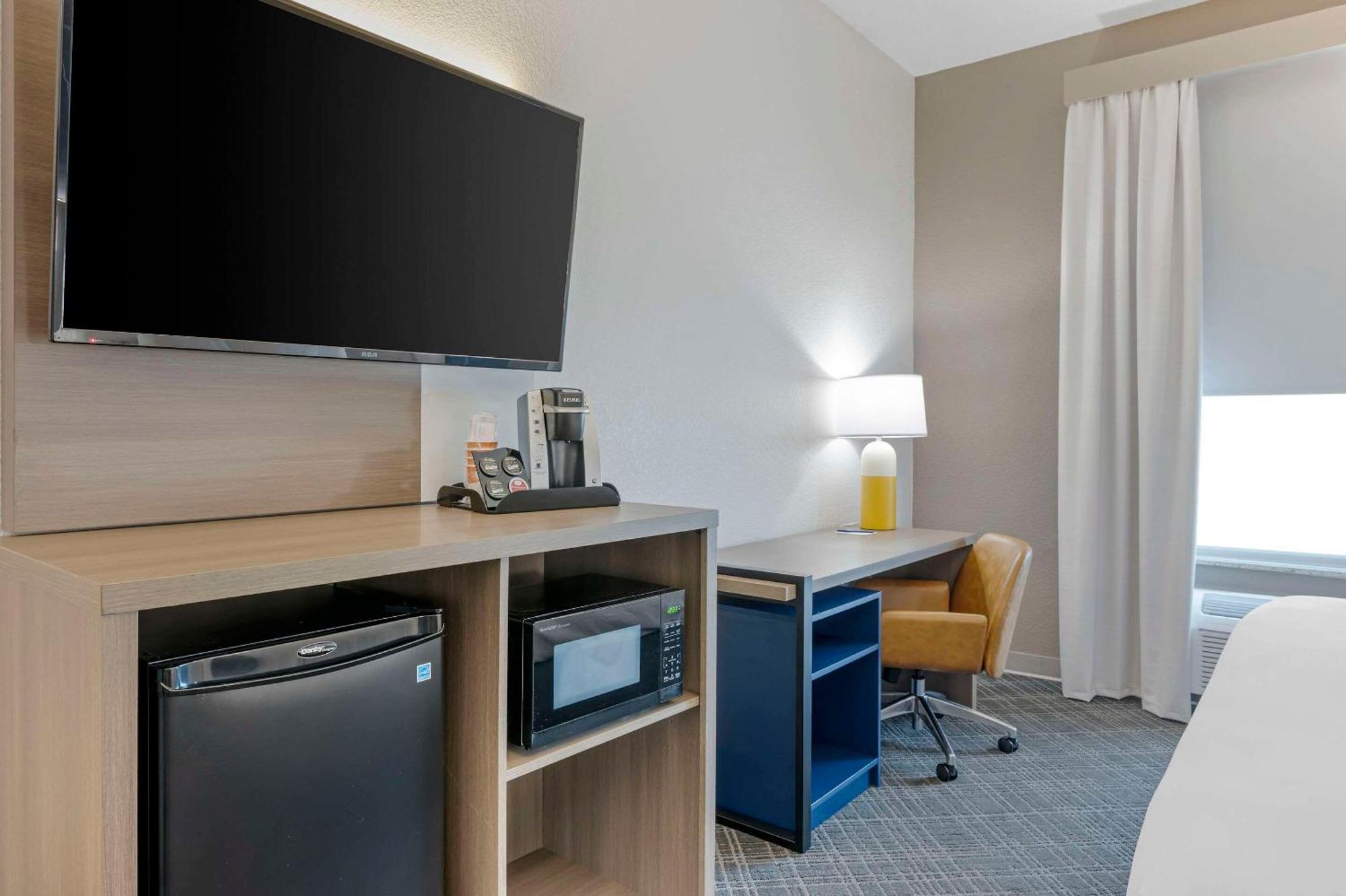 Comfort Suites West Indianapolis - Brownsburg Extérieur photo